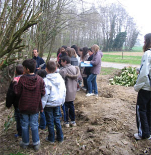 Classe de Genouilleux à la découverte du Râche